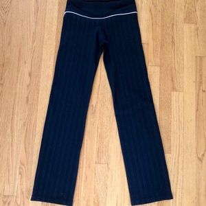Lululemon Groove Pants Boot leg. Pinstripe - 6
